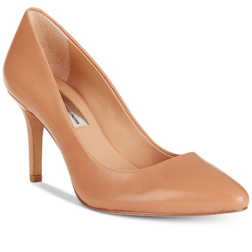 INC Zitah Pointed Toe Pumps - Nude size 61/2